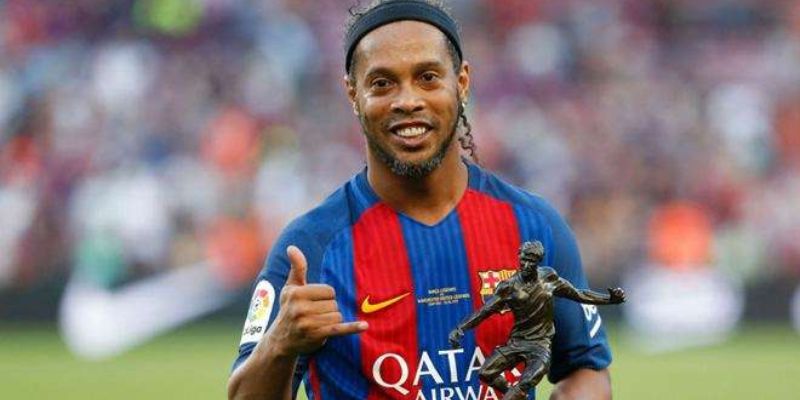 Thông tin liên quan đến tiểu Ronaldo Ronaldinho